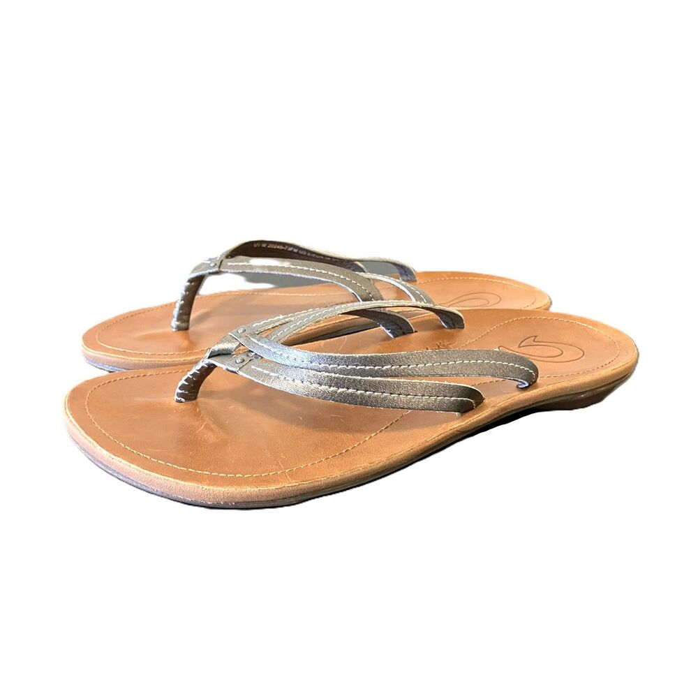 OluKai Leather Sandals Womens Size 8 Silver & Tan Flip Flops